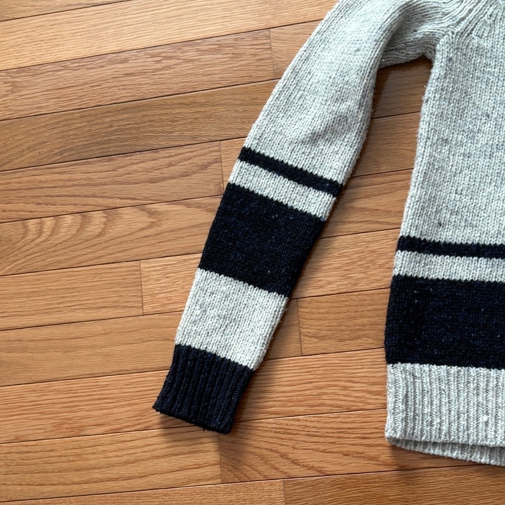Vintage Heathered Grey and Navy Striped Turtleneck Sweater - Picture 5 of 6